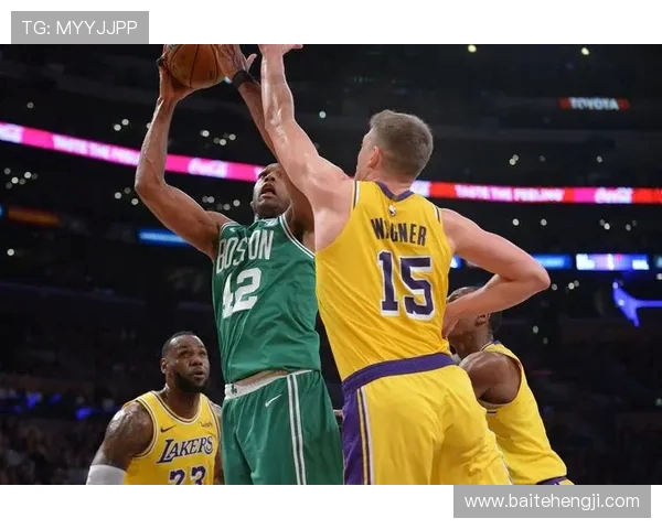 毒蛇与南湾湖人精彩对决回放赛场瞬间重温与精彩分析